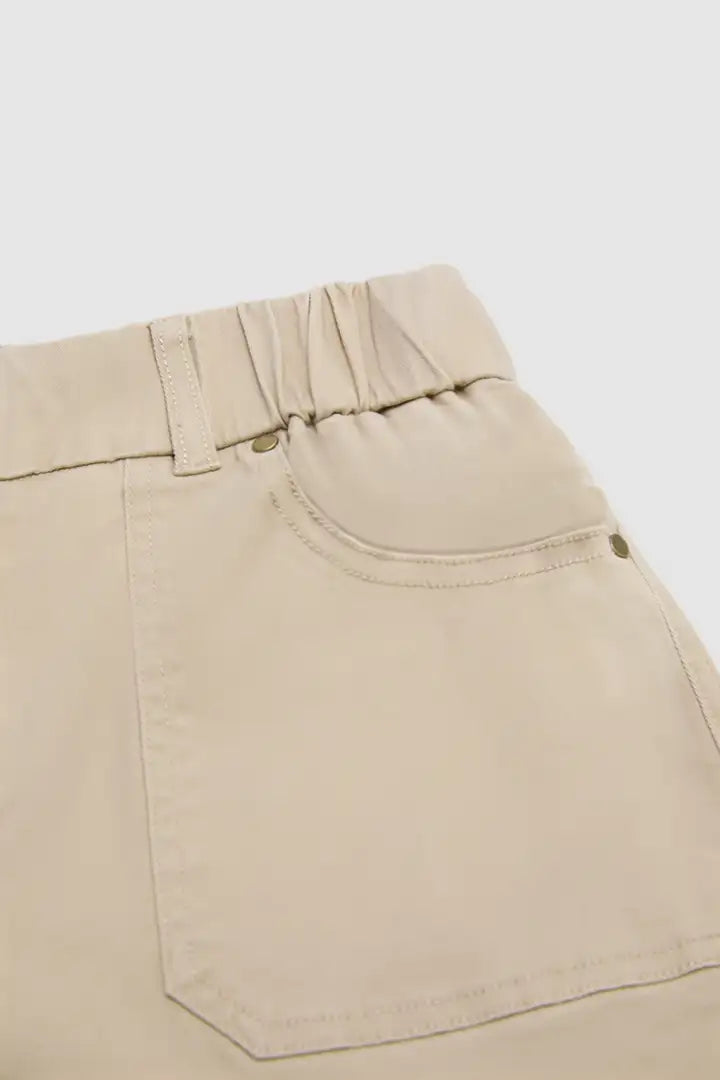 Myra - Effen korte broek met zakken