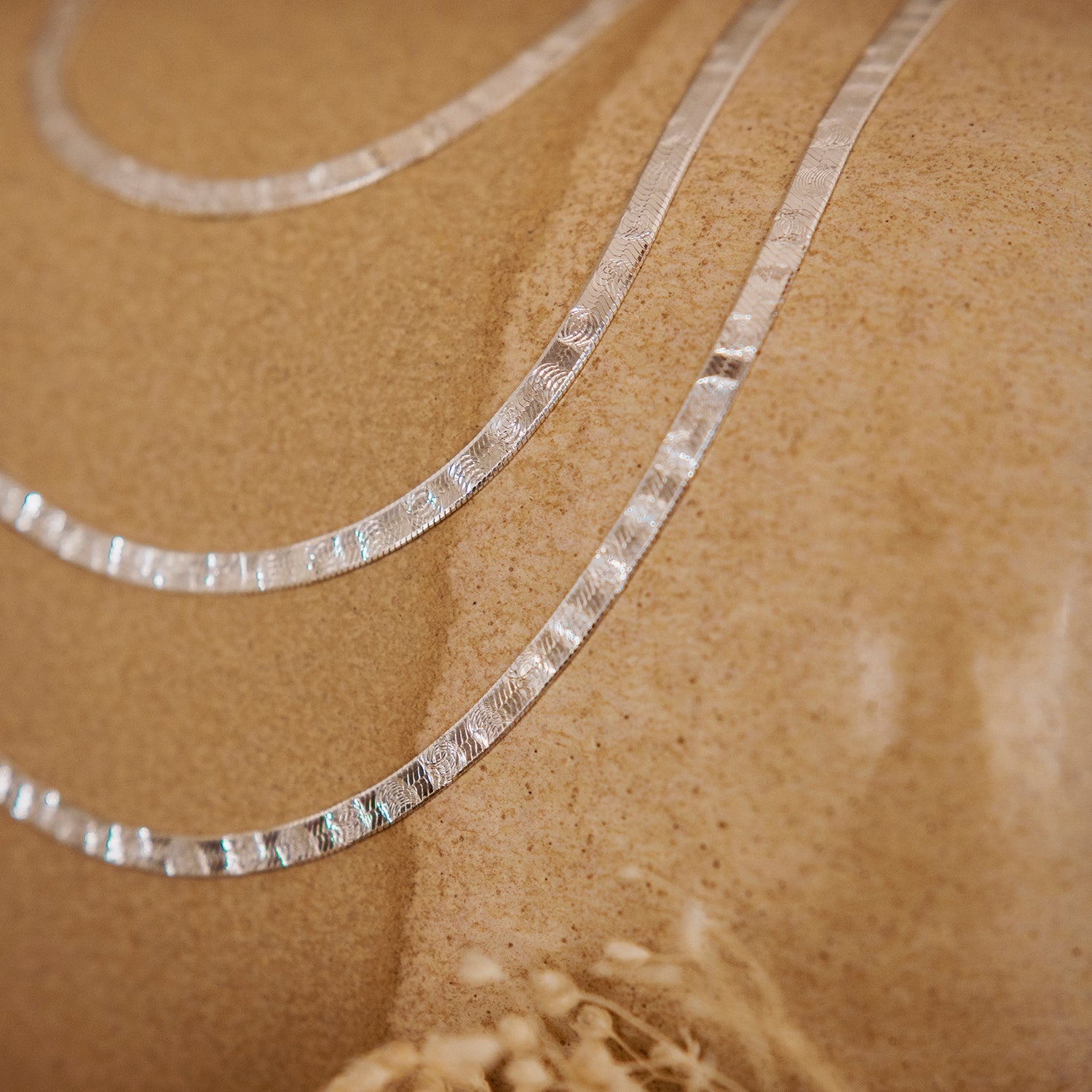 Platte schakelketting met detail