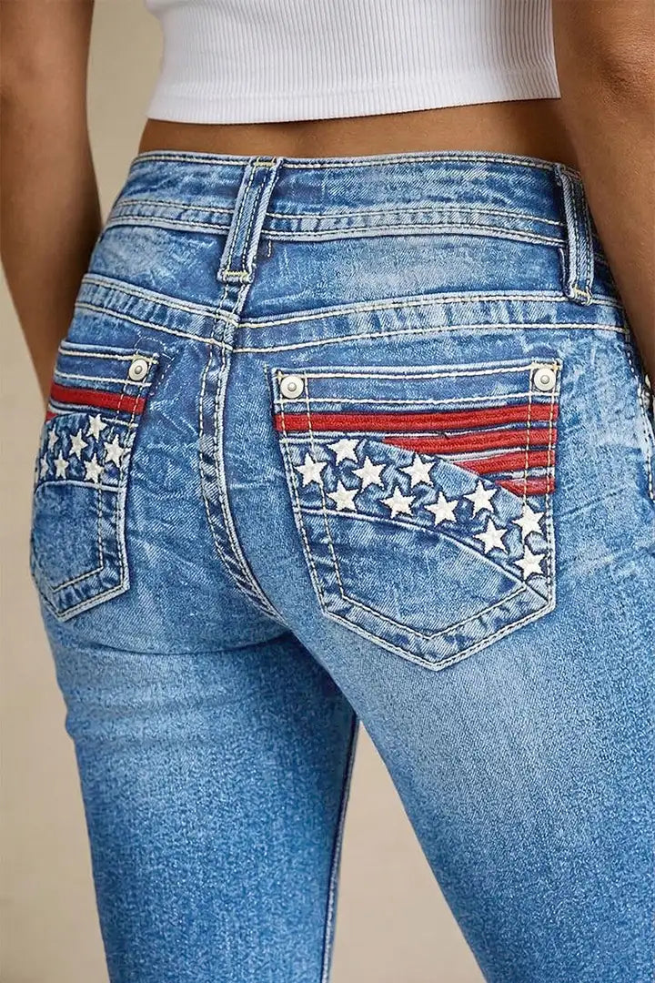Sira - Capri jeans met strepen en sterrenborduurwerk