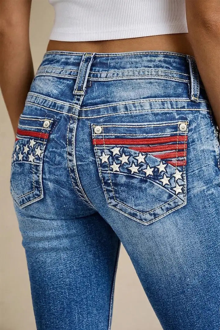 Sira - Capri jeans met strepen en sterrenborduurwerk