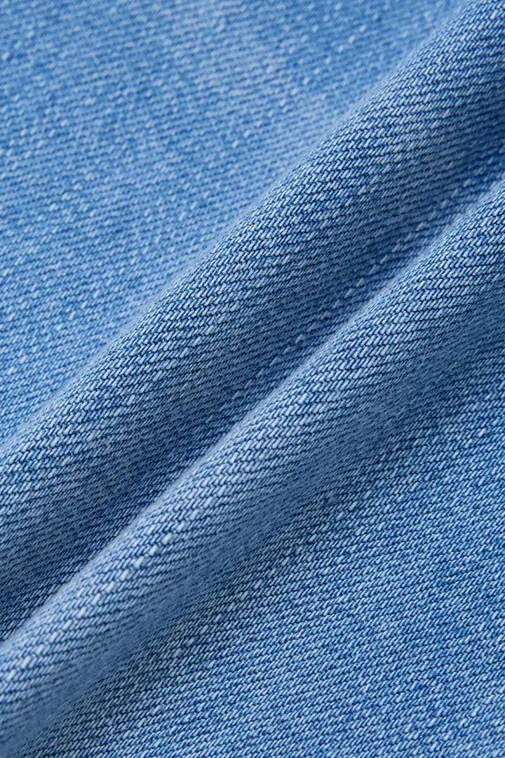 Zora - Cropped broek met rafelige zoom en scheurtjes