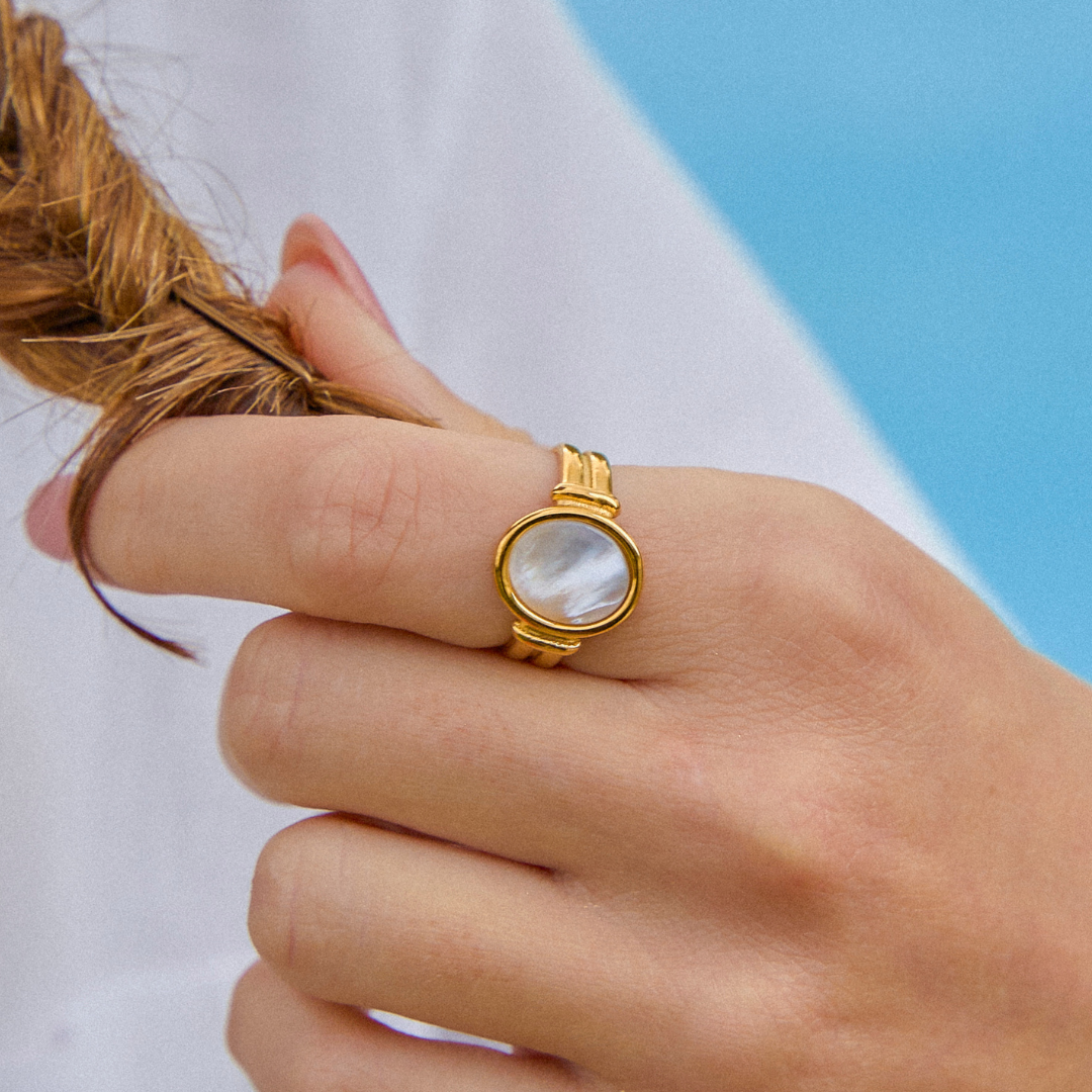 Ring met een steen erin