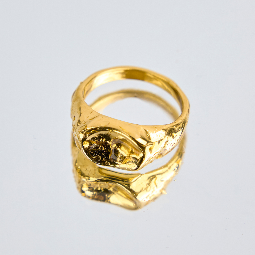 Zegelring met golvend ontwerp