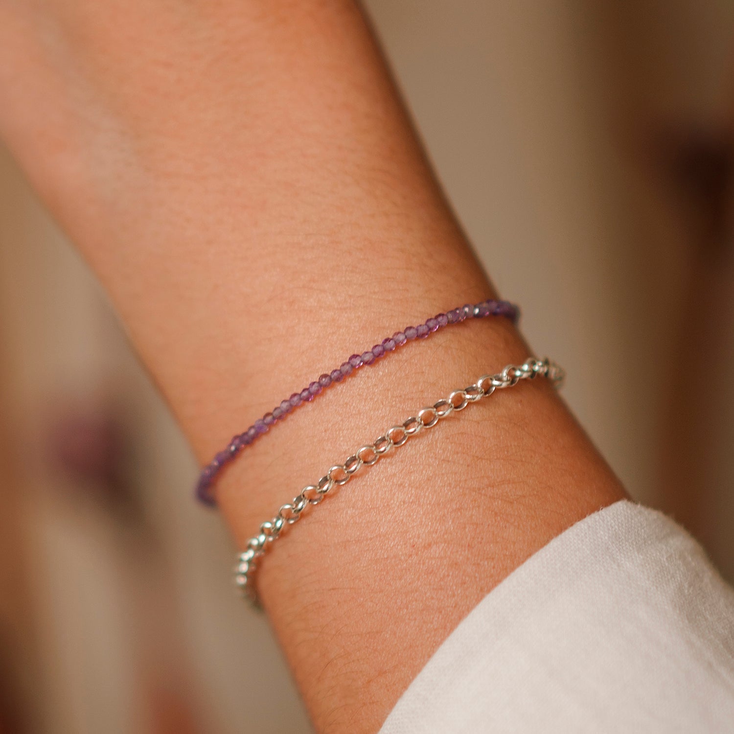 Armbanden met geslepen edelstenen