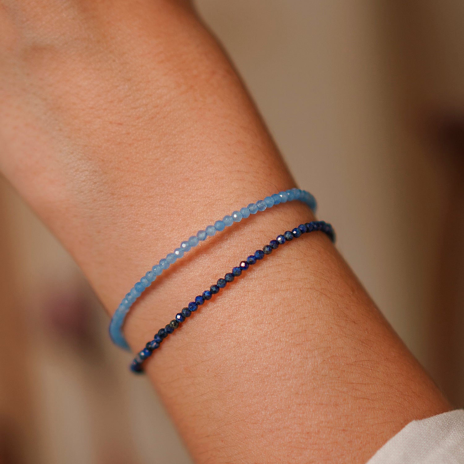 Armbanden met geslepen edelstenen